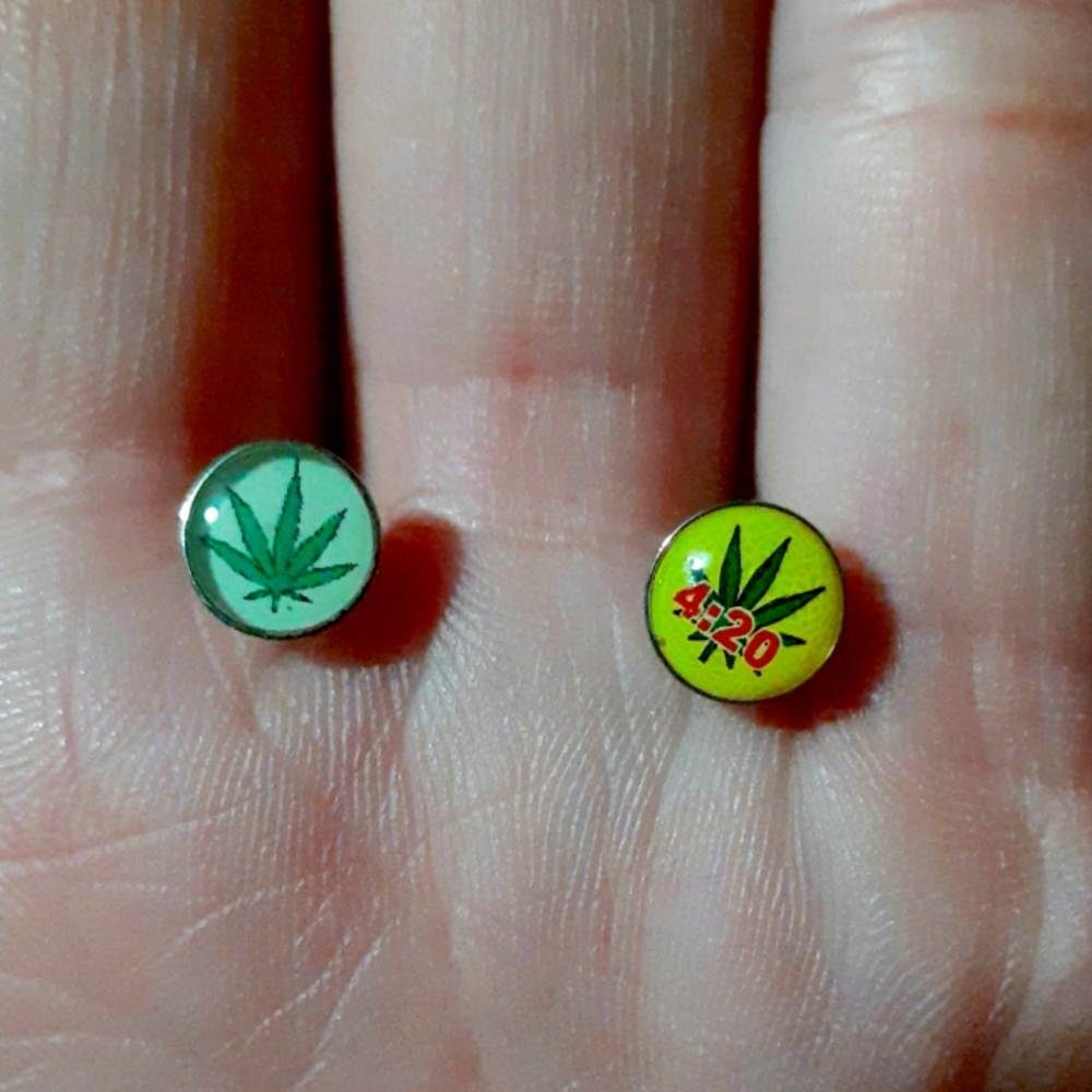 2 tongue rings